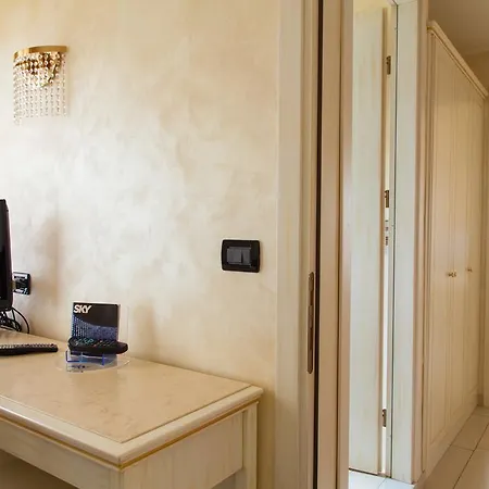 Allegroitalia Rosa מלון