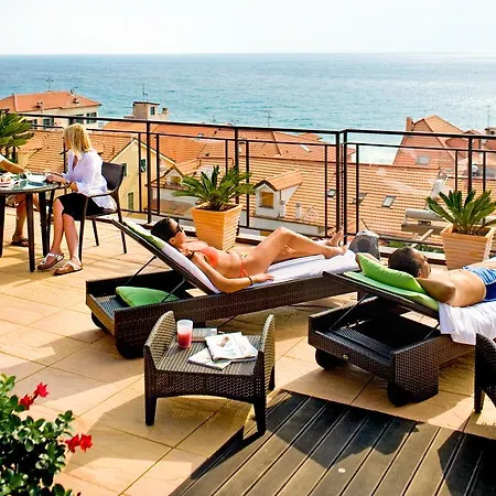 Allegroitalia Rosa מלון