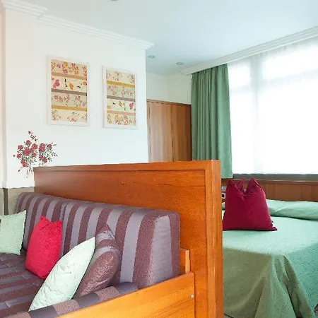 מלון Allegroitalia Rosa 3*